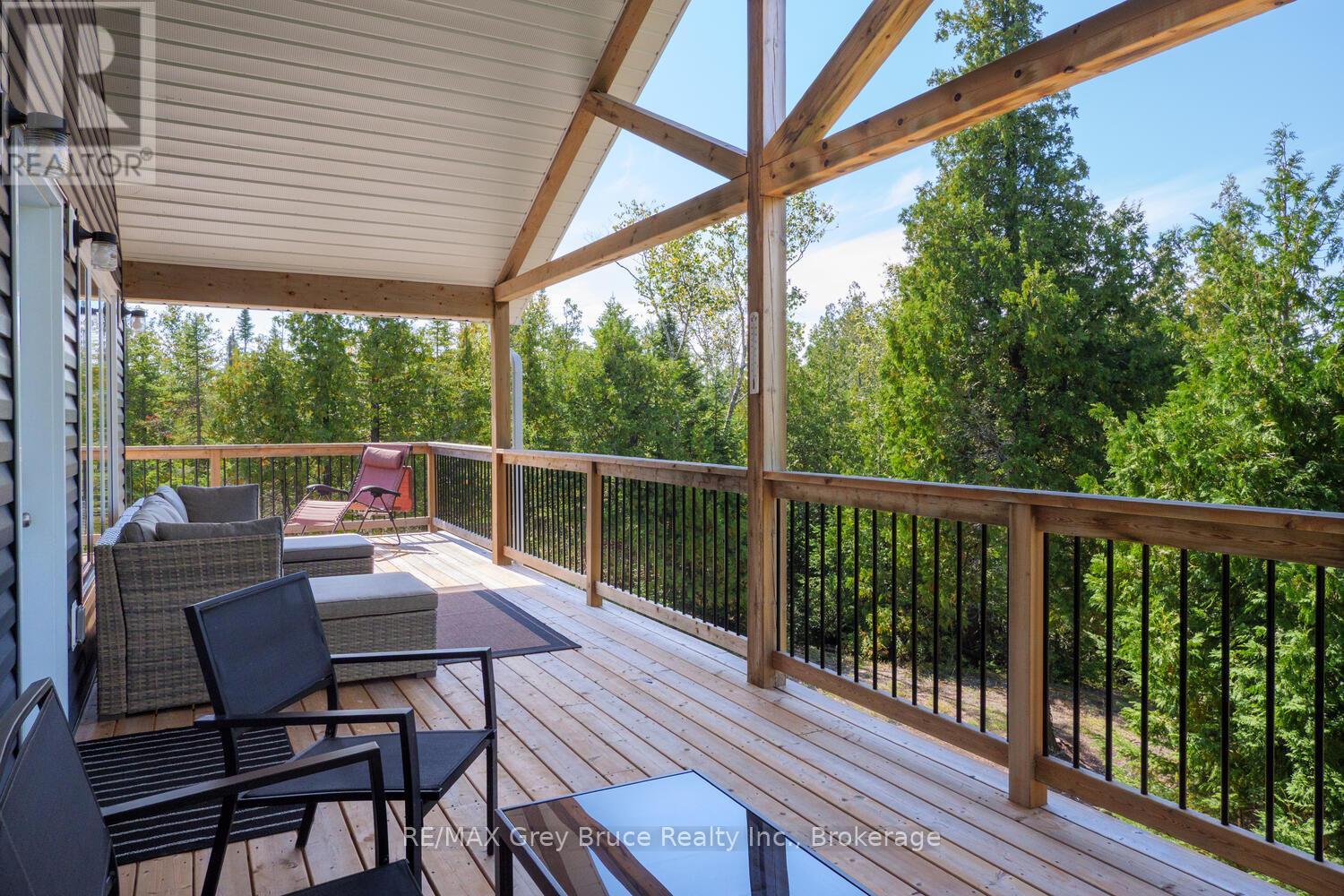 38 Bay Shore Avenue S, Northern Bruce Peninsula, Ontario N0H 2R0 - Photo 7 - X13188870