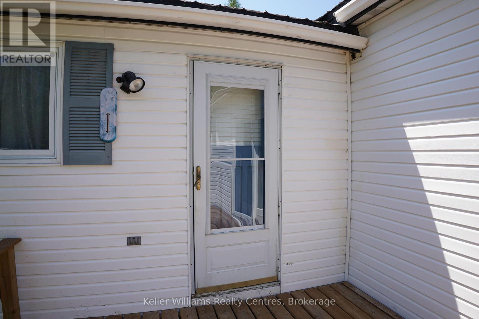 621 Huron Road, South Bruce Peninsula, Ontario N0H 2T0 - Photo 9 - X13210826