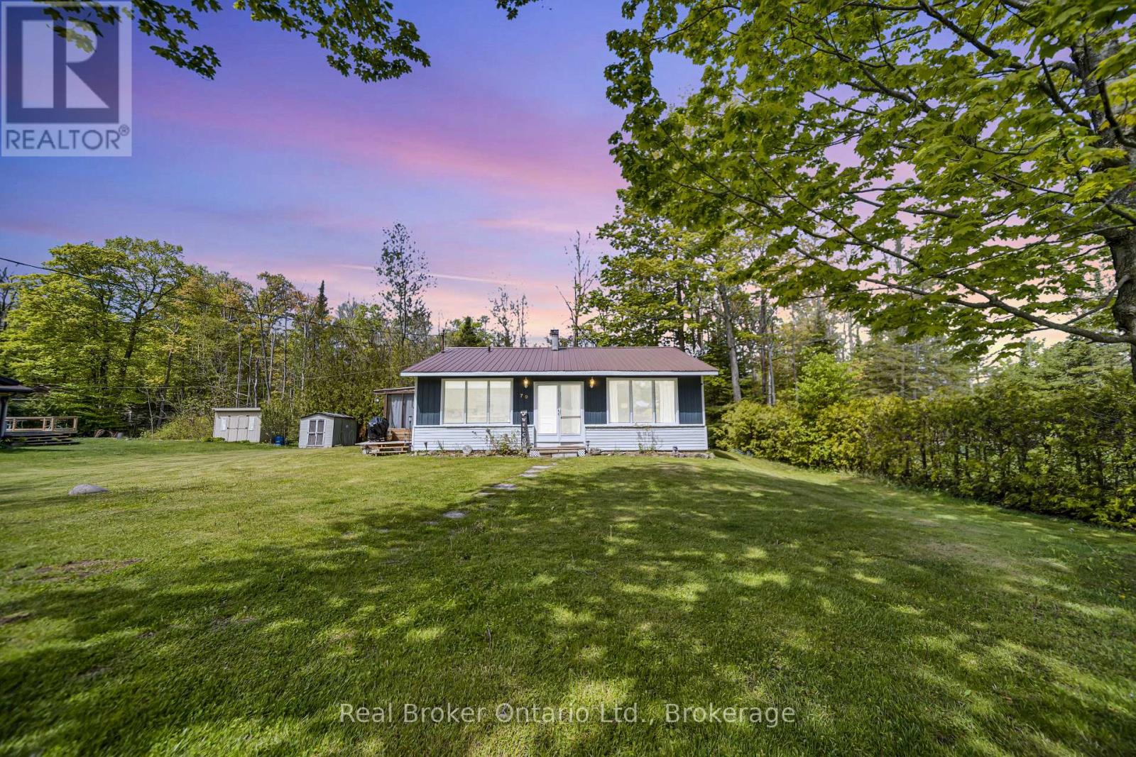 79 Mapleport Crescent, South Bruce Peninsula, Ontario N0H 2G0 - Photo 1 - X13212902