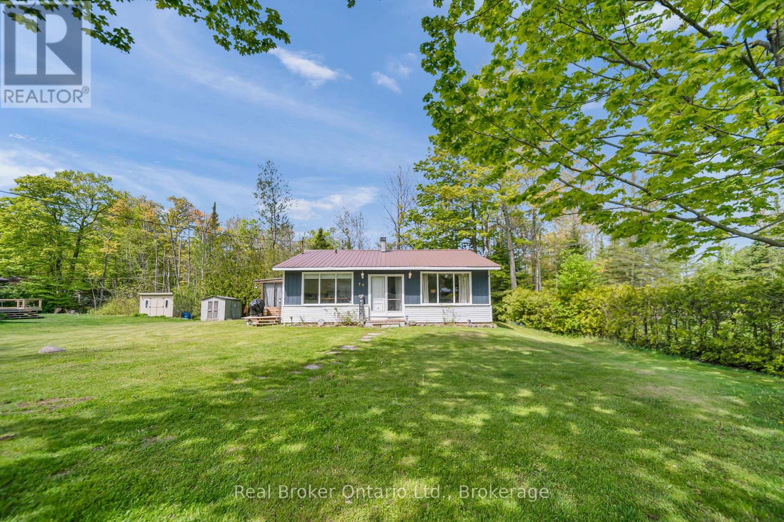 79 Mapleport Crescent, South Bruce Peninsula, Ontario N0H 2G0 - Photo 2 - X13212902