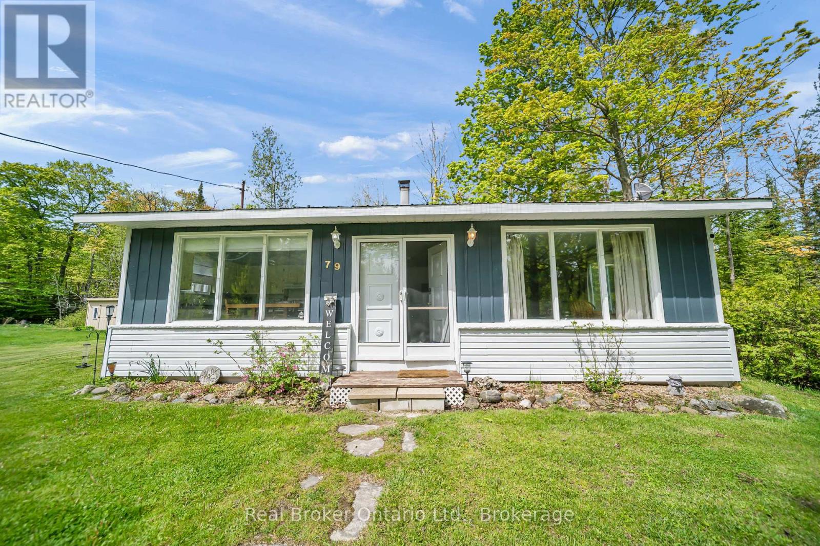 79 Mapleport Crescent, South Bruce Peninsula, Ontario N0H 2G0 - Photo 3 - X13212902
