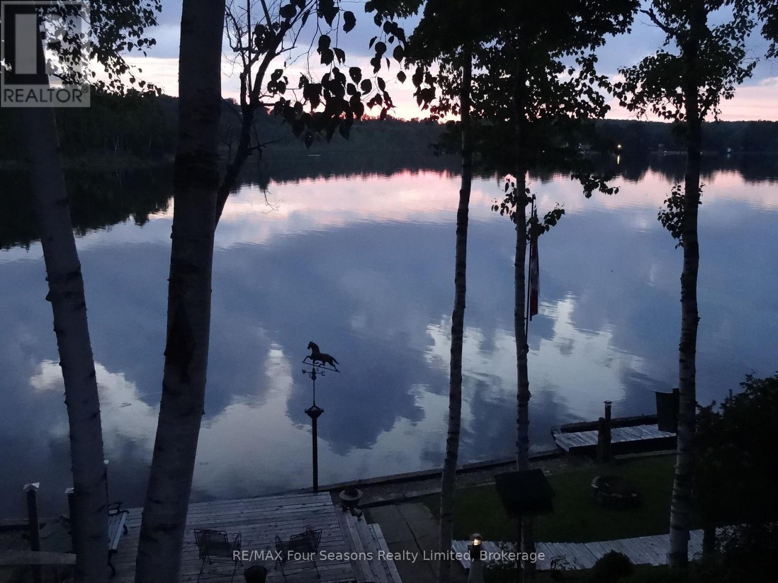 52 Shore Drive, South Bruce Peninsula, Ontario N0H 1A0 - Photo 2 - X13220068