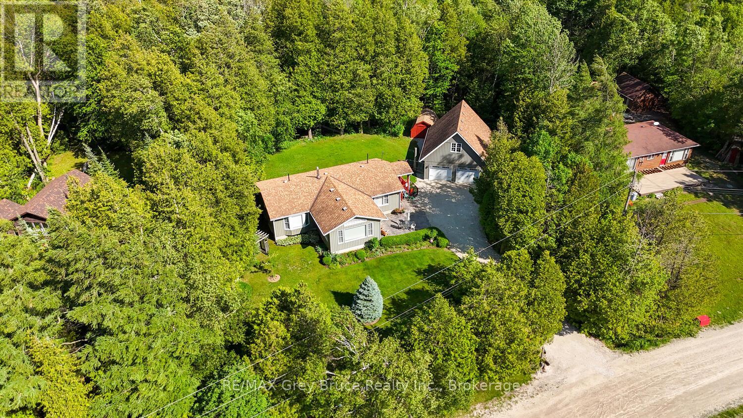 186 Hope Bay Road, South Bruce Peninsula, Ontario N0H 2T0 - Photo 2 - X13221602