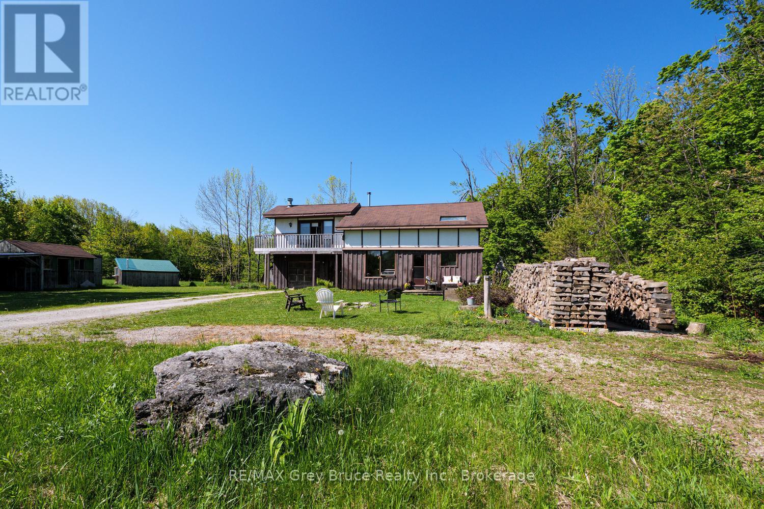 127 Crawford Drive, South Bruce Peninsula, Ontario N0H 2T0 - Photo 4 - X13223418