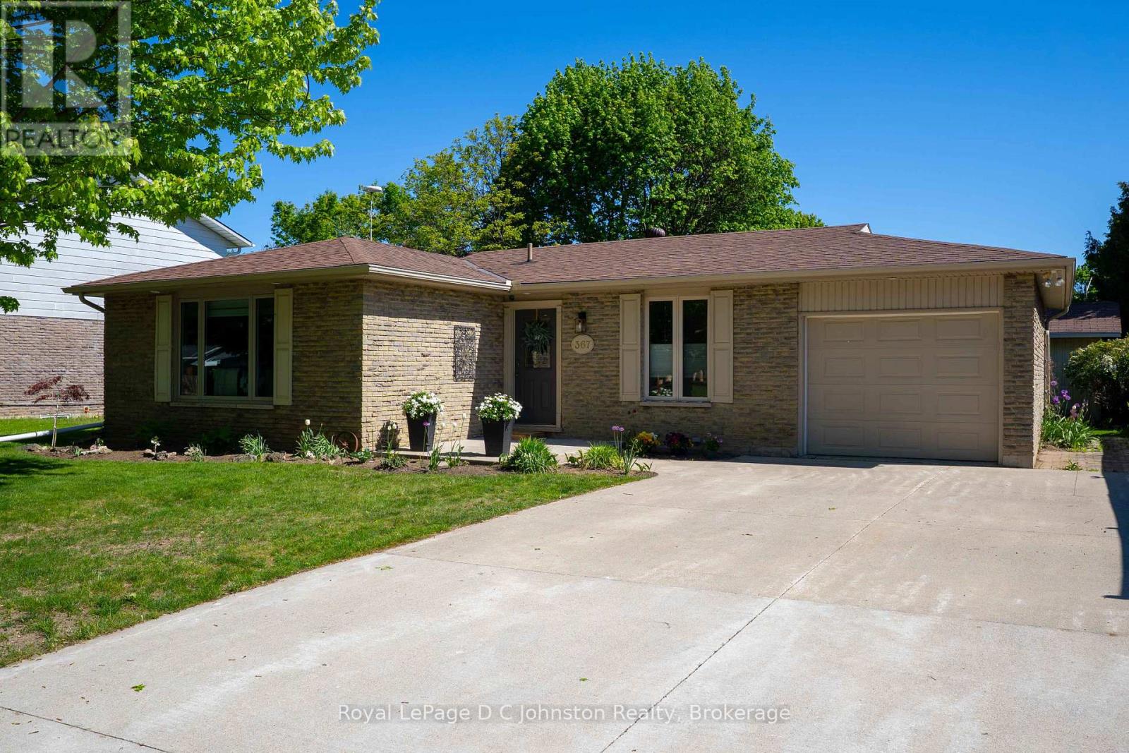 367 CRAWFORD STREET, Saugeen Shores, Ontario