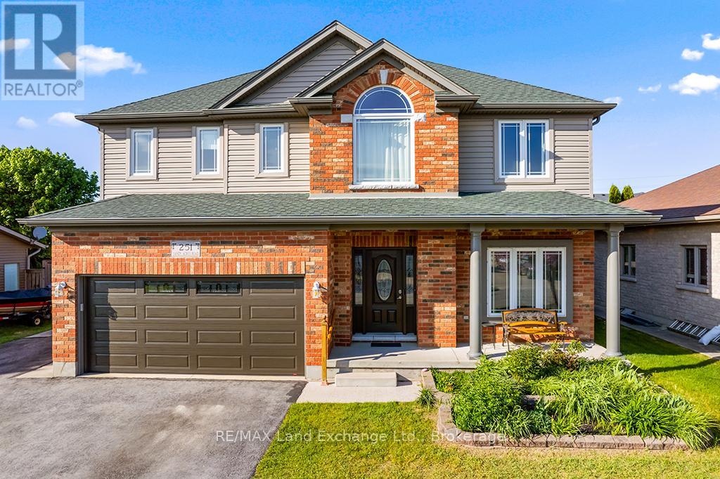 251 SANDY ACRES ROAD, Saugeen Shores, Ontario
