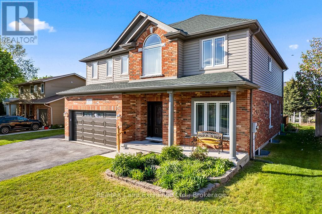 251 Sandy Acres Road, Saugeen Shores, Ontario N0H 2C2 - Photo 3 - X13230438