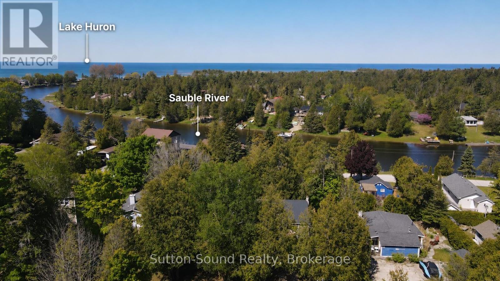 11 Sarnia Avenue, South Bruce Peninsula, Ontario N0H 2G0 - Photo 2 - X13233022