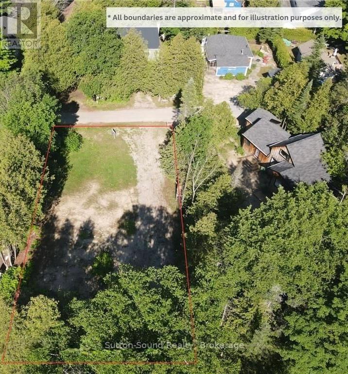 11 Sarnia Avenue, South Bruce Peninsula, Ontario N0H 2G0 - Photo 3 - X13233022