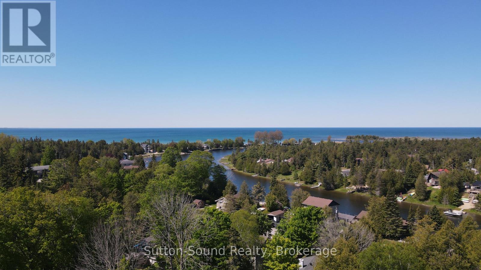 11 Sarnia Avenue, South Bruce Peninsula, Ontario N0H 2G0 - Photo 7 - X13233022