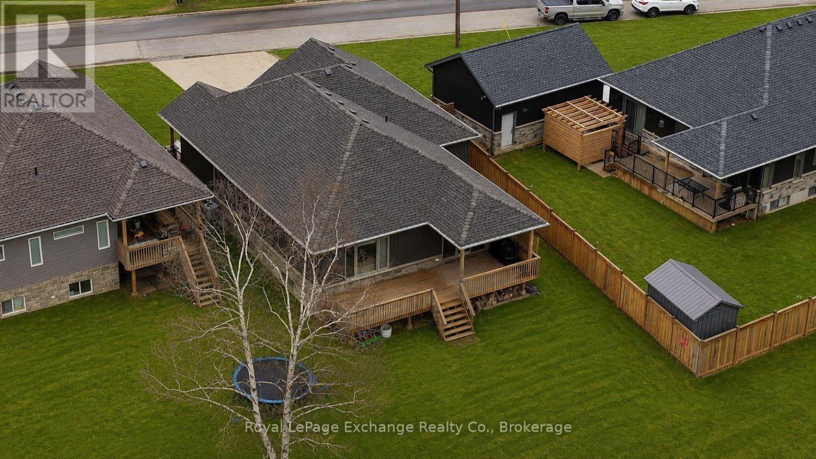 56 Chesley Street, Saugeen Shores, Ontario N0H 2L0 - Photo 3 - X13234658