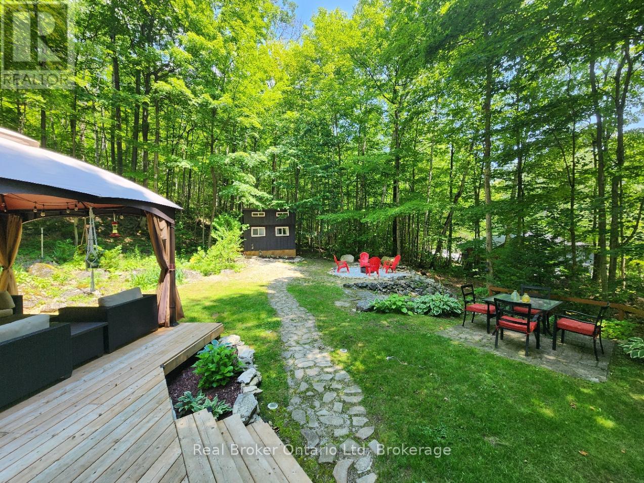 12 7th Avenue, South Bruce Peninsula, Ontario N0H 2T0 - Photo 5 - X13247290