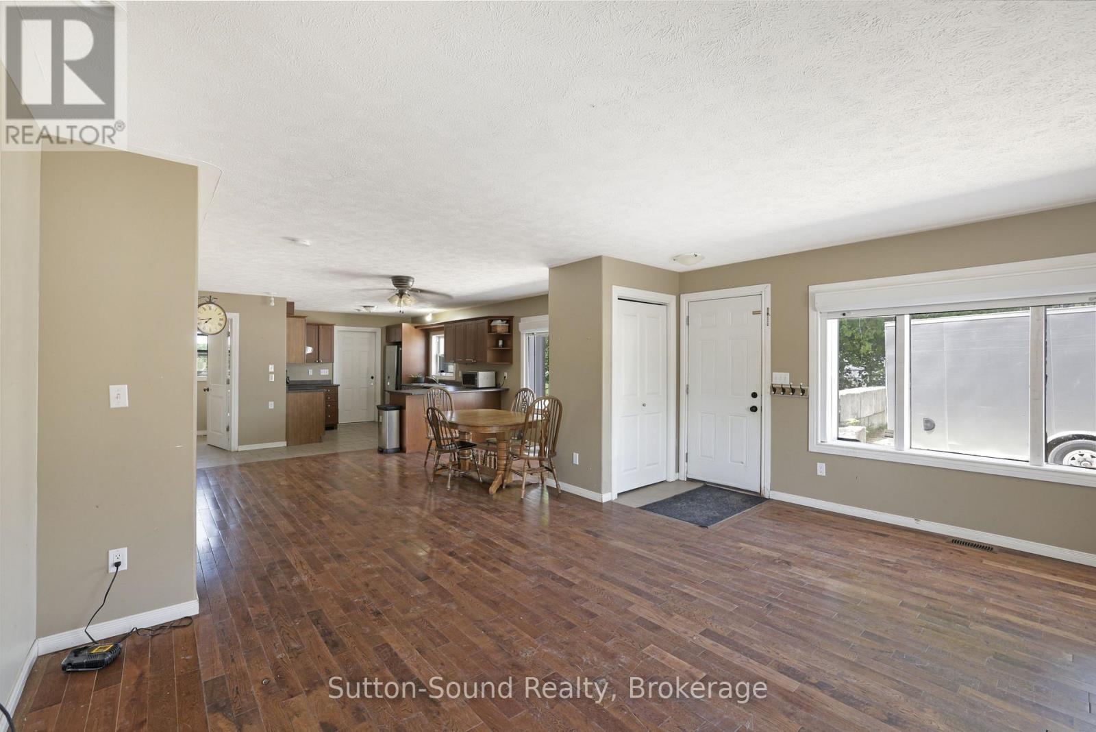 7182 Highway 21, Arran-Elderslie, Ontario N0H 1A0 - Photo 7 - X13250094
