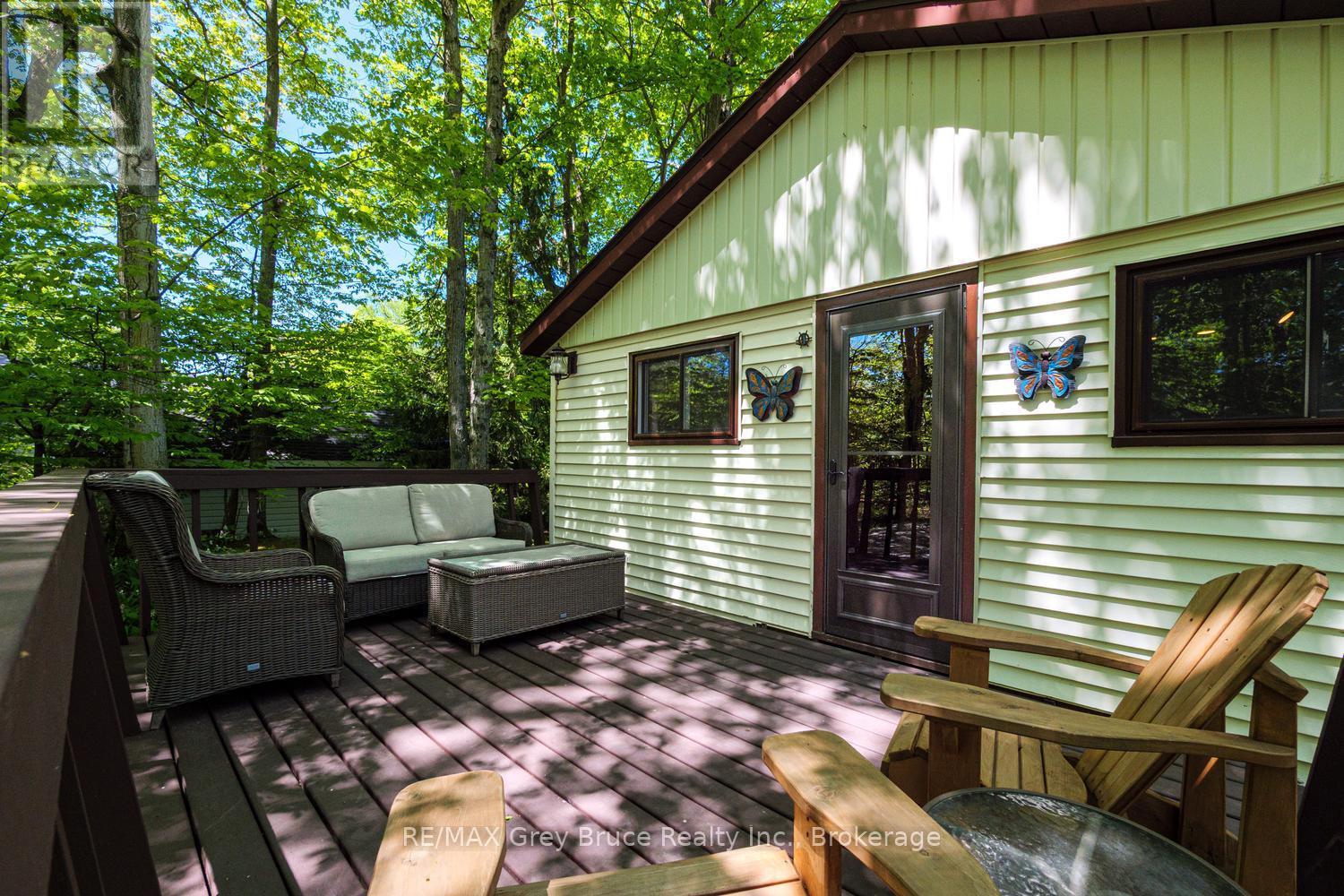 112 Symon Avenue, South Bruce Peninsula, Ontario N0H 2T0 - Photo 8 - X13410032