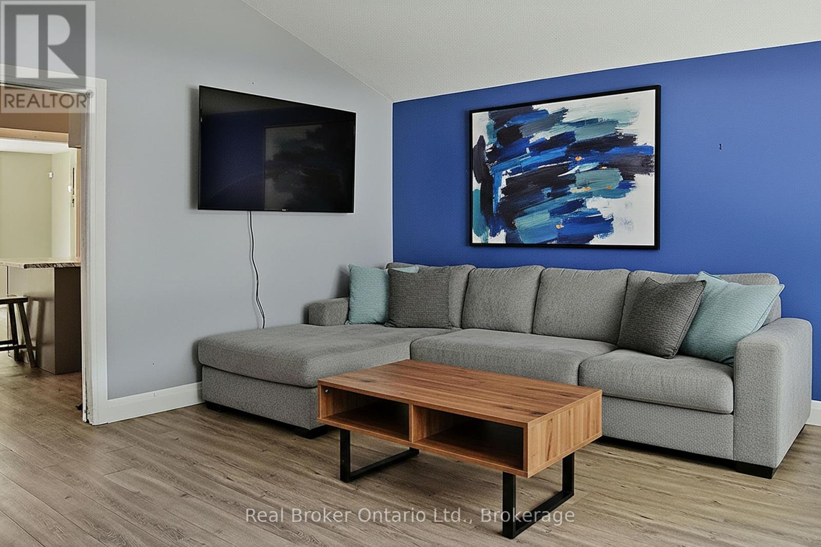 354 Goderich Street, Saugeen Shores, Ontario N0H 2C1 - Photo 4 - X13411282