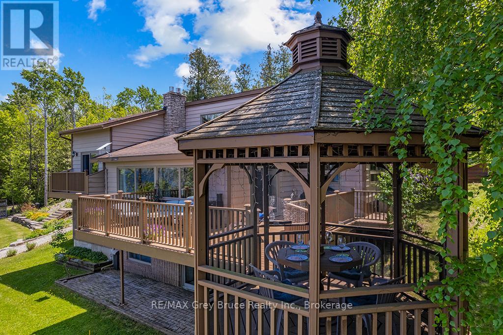 121 Ivy Drive, Georgian Bluffs, Ontario N0H 2T0 - Photo 5 - X13412378