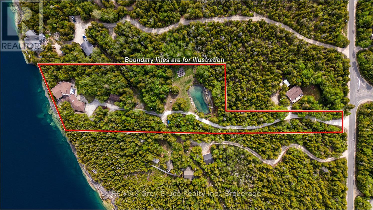 28 Elgin Street, Northern Bruce Peninsula, Ontario N0H 2R0 - Photo 2 - X13417836