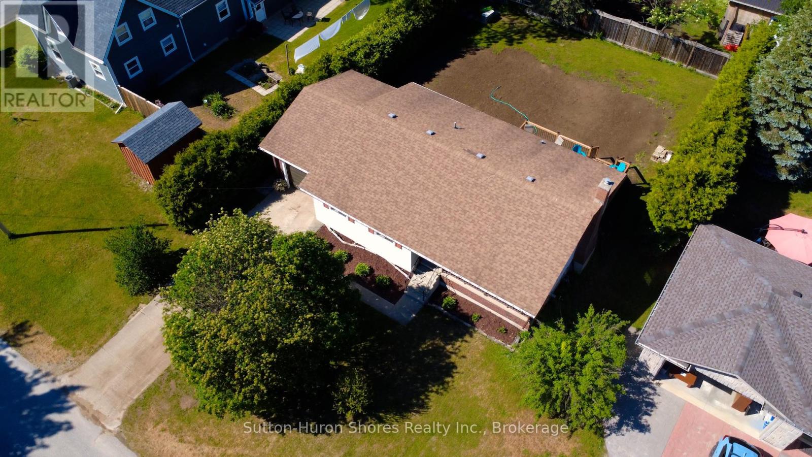 336 Lansdowne Street, Saugeen Shores, Ontario N0H 2L0 - Photo 5 - X13418934