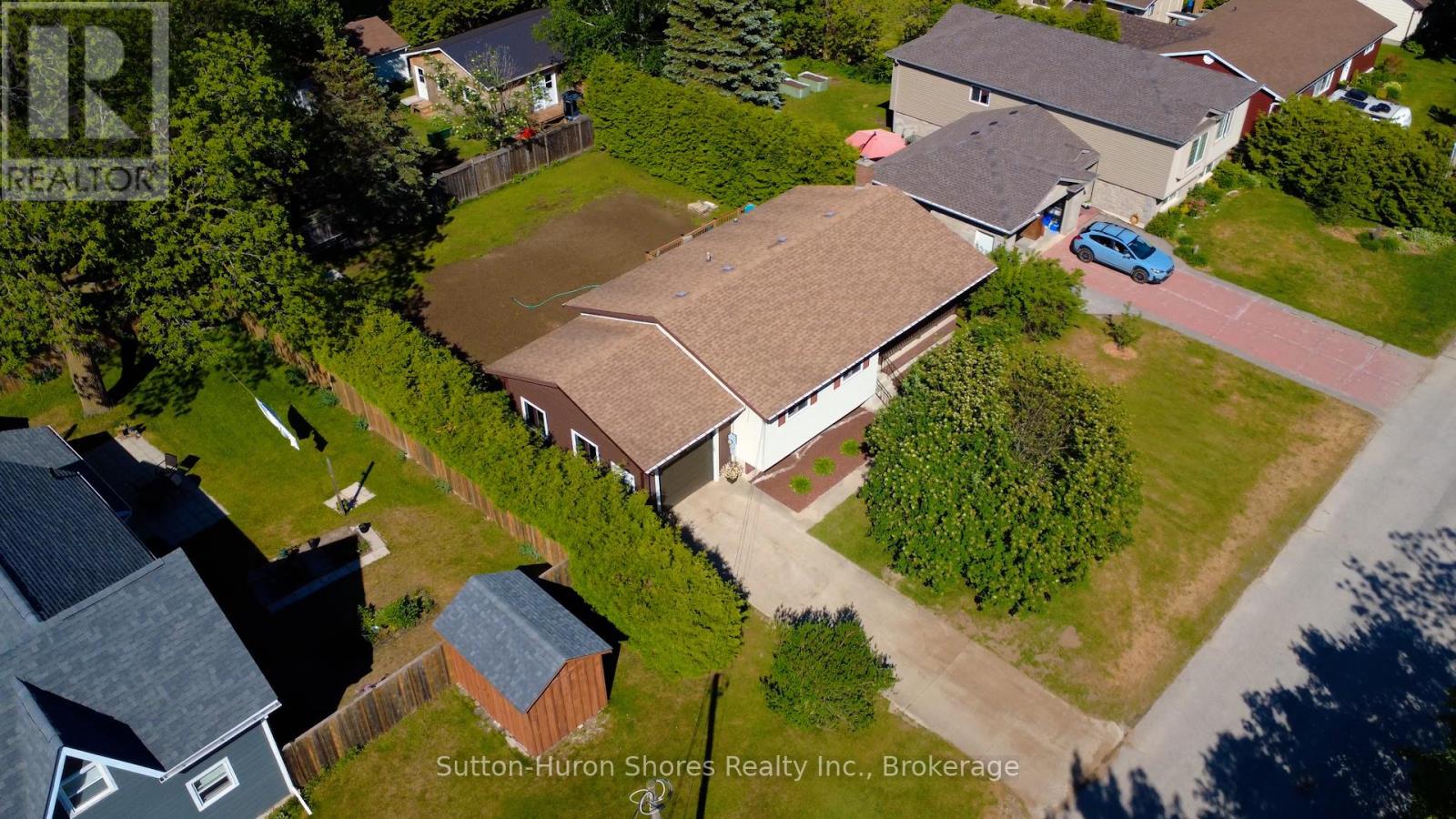 336 Lansdowne Street, Saugeen Shores, Ontario N0H 2L0 - Photo 6 - X13418934