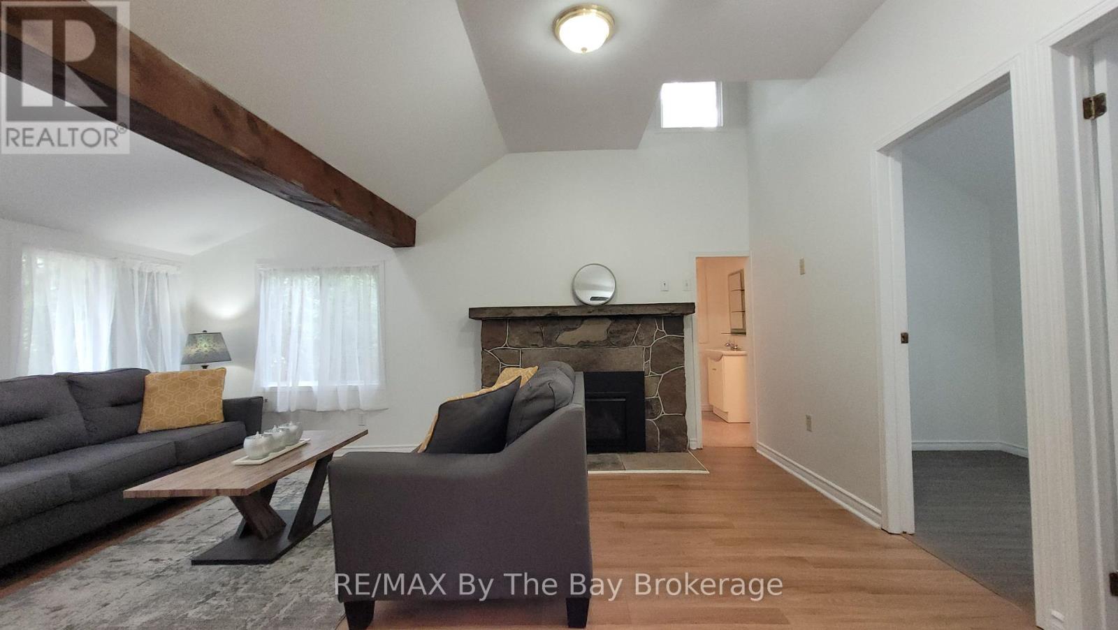 1120 King Edward Avenue, South Bruce Peninsula, Ontario N0H 2G0 - Photo 5 - X13425216