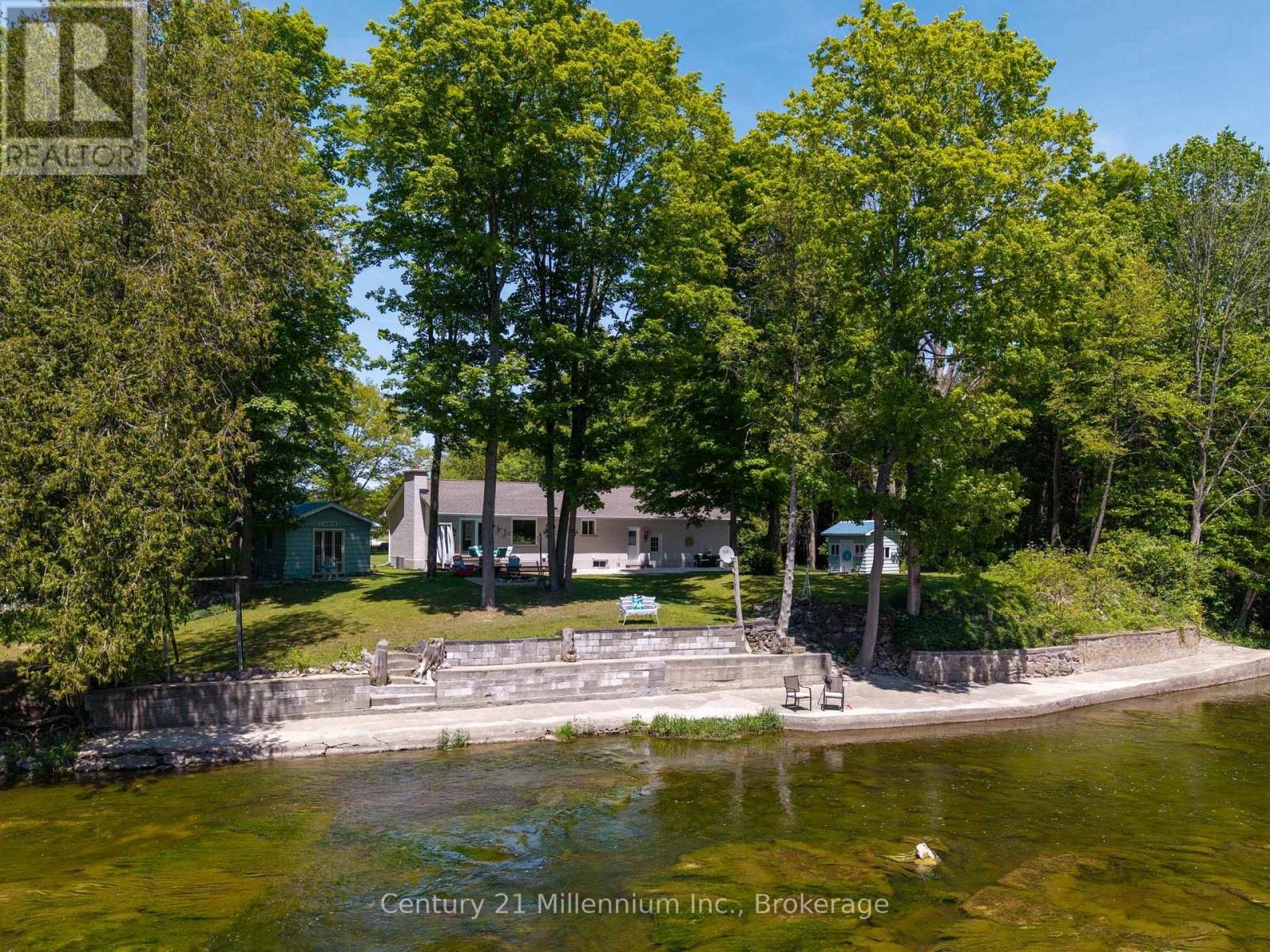1 Crescent Street, South Bruce Peninsula, Ontario N0H 2T0 - Photo 2 - X13426164