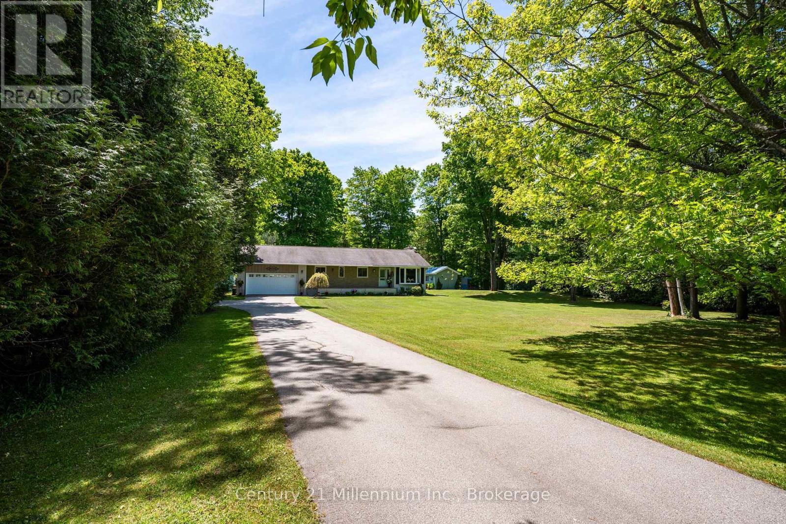 1 Crescent Street, South Bruce Peninsula, Ontario N0H 2T0 - Photo 5 - X13426164