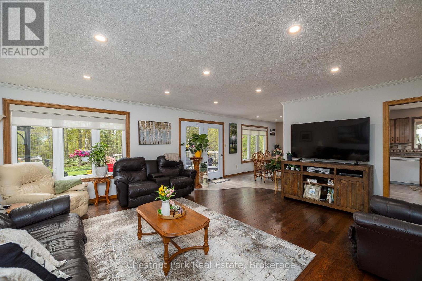 64 Maple Golf Crescent, Northern Bruce Peninsula, Ontario N0H 2R0 - Photo 9 - X13428146