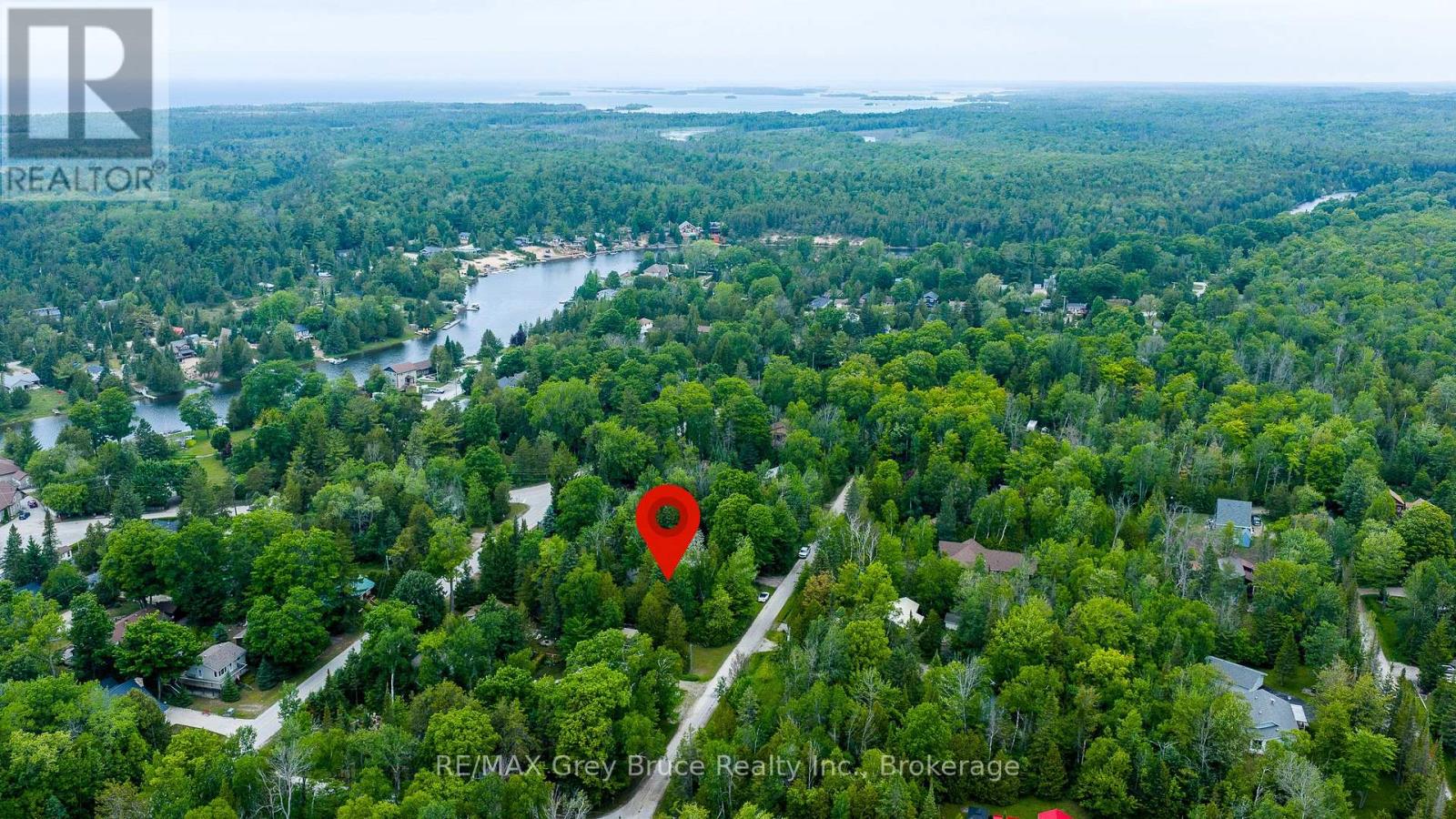 8 Toronto Avenue, South Bruce Peninsula, Ontario N0H 2G0 - Photo 8 - X13435814