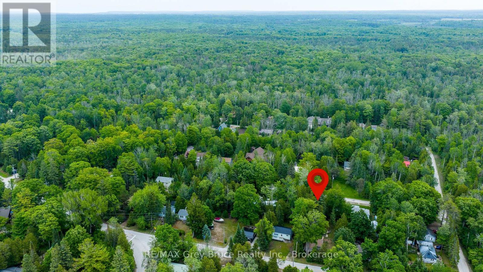 8 Toronto Avenue, South Bruce Peninsula, Ontario N0H 2G0 - Photo 9 - X13435814