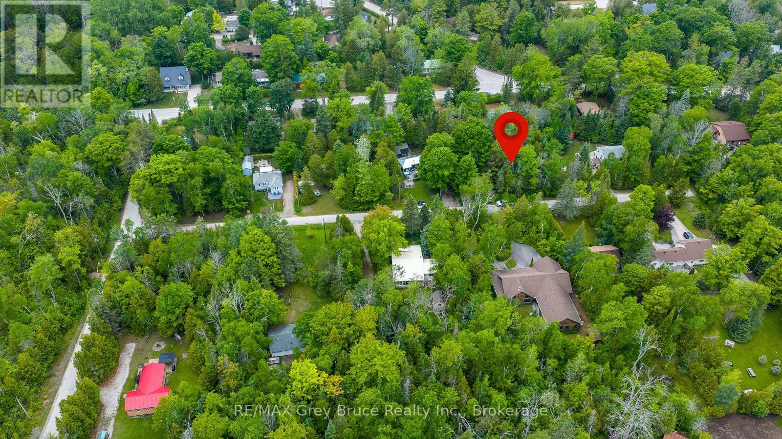 12 & 14 Toronto Avenue, South Bruce Peninsula, Ontario N0H 2G0 - Photo 8 - X13436286