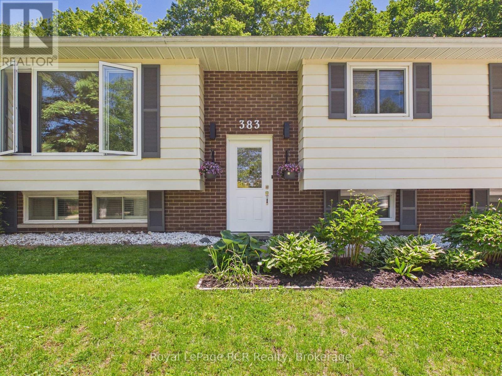 383 Wellington Street, Saugeen Shores, Ontario N0H 2C4 - Photo 5 - X13453272