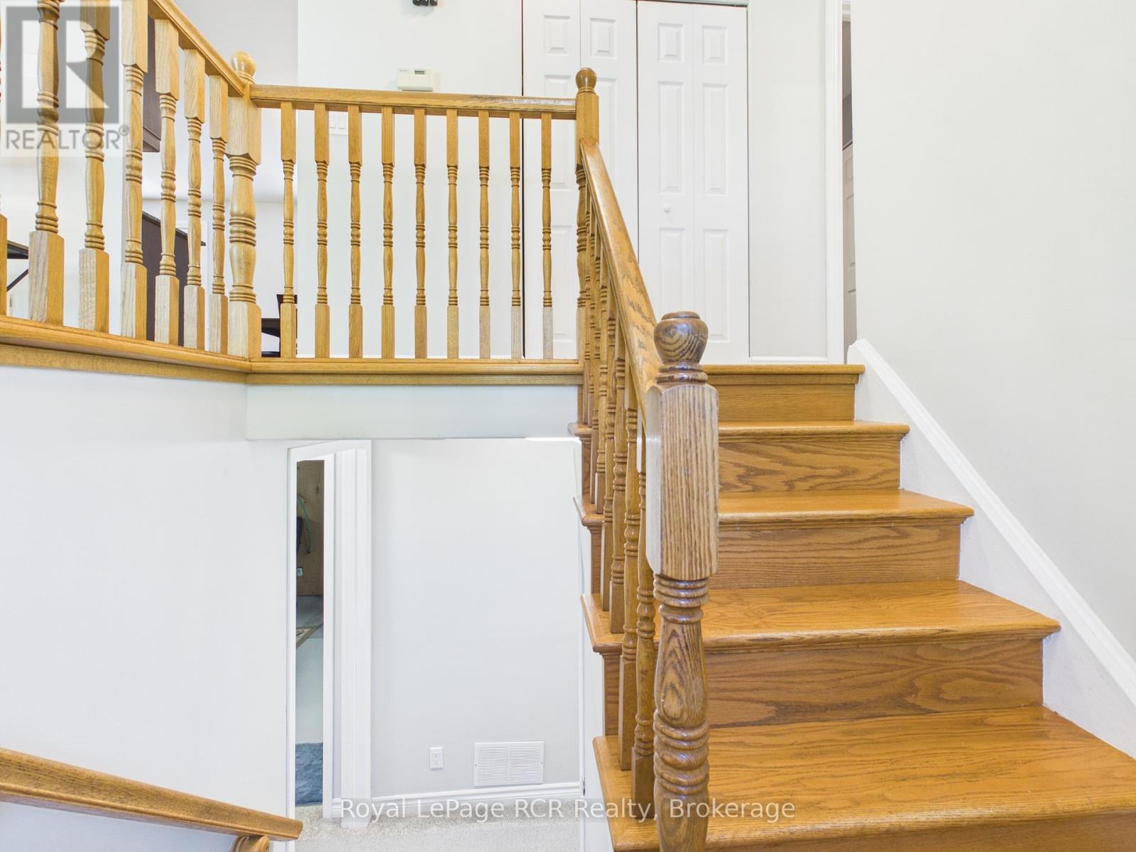383 Wellington Street, Saugeen Shores, Ontario N0H 2C4 - Photo 6 - X13453272