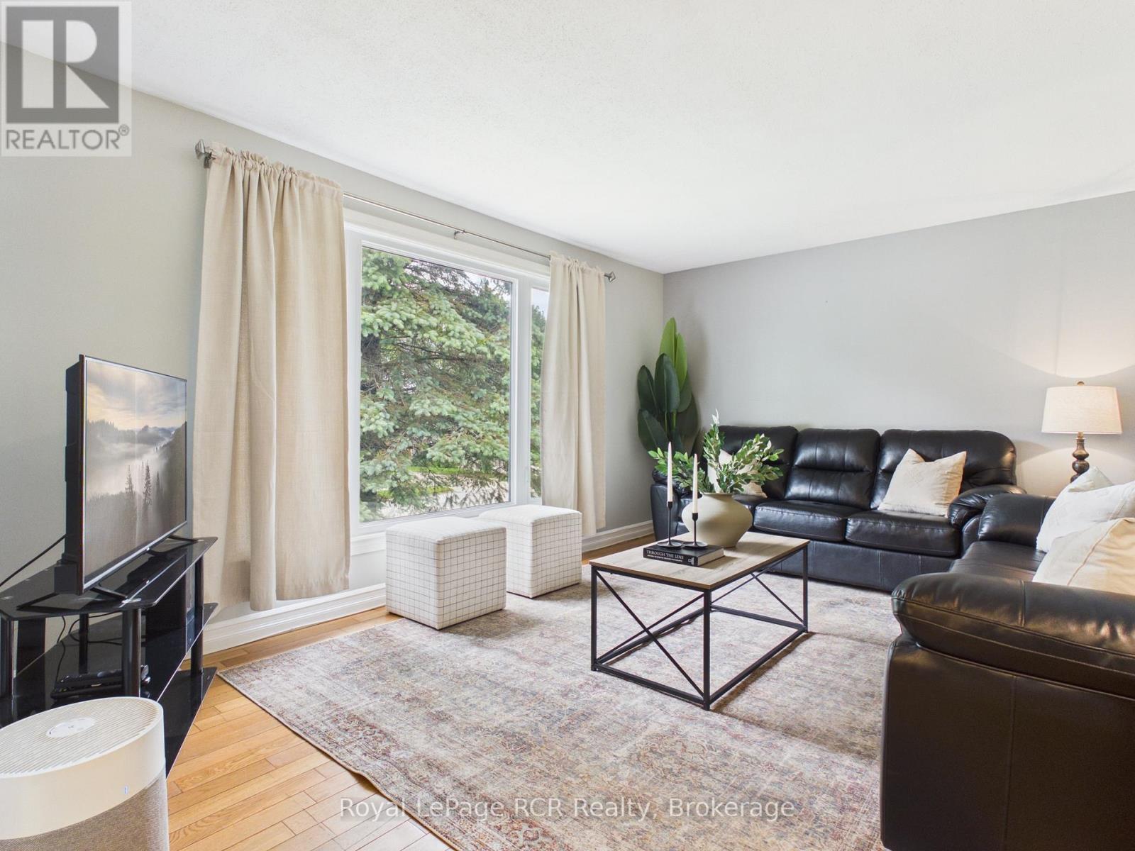383 Wellington Street, Saugeen Shores, Ontario N0H 2C4 - Photo 9 - X13453272