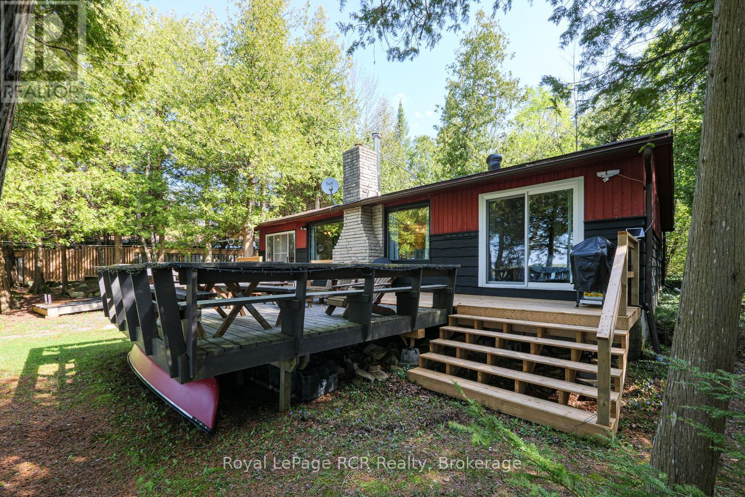 90 Berford Park Road, South Bruce Peninsula, Ontario N0H 2T0 - Photo 3 - X13453348
