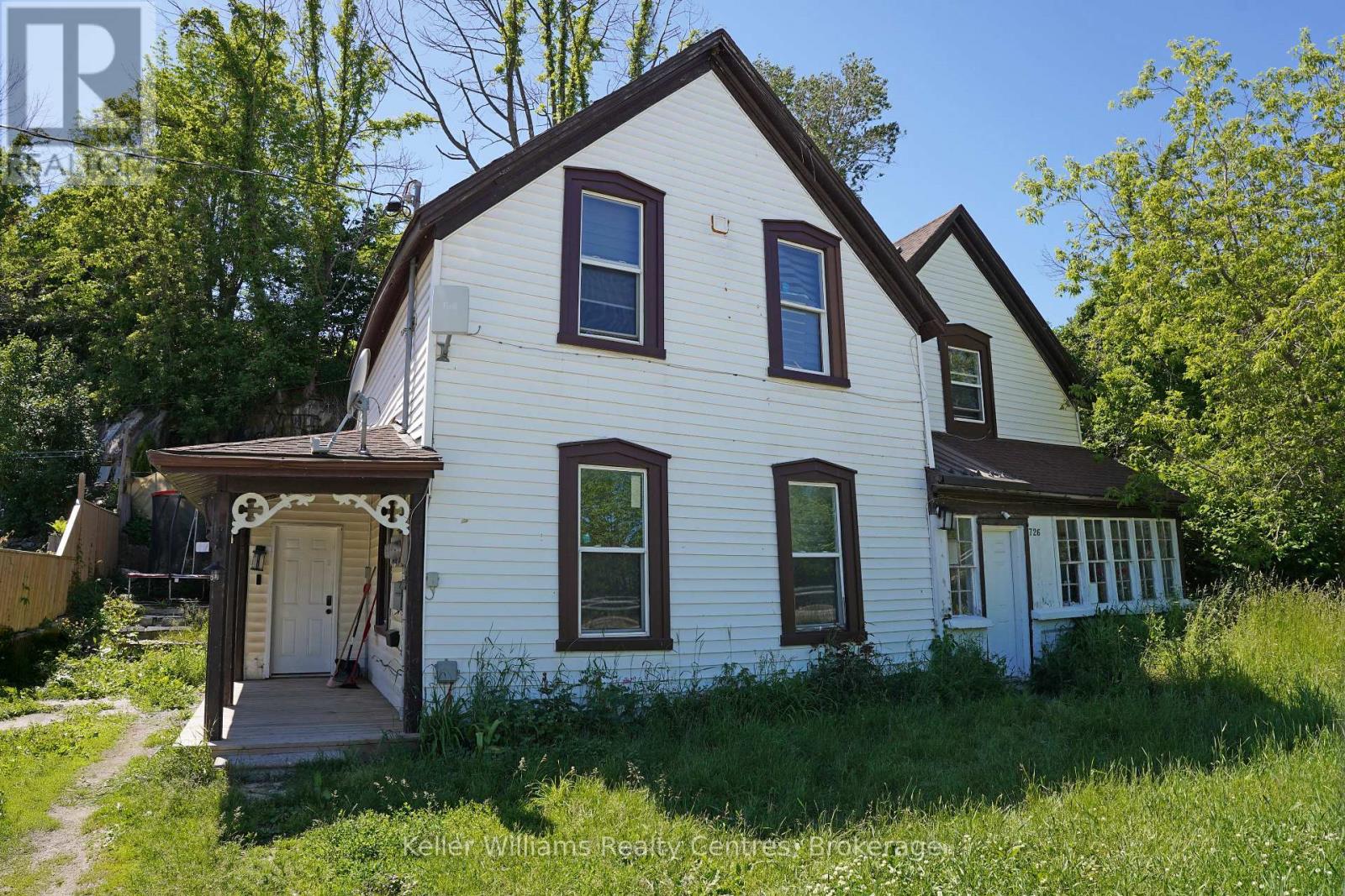 726 Berford Street, South Bruce Peninsula, Ontario N0H 2T0 - Photo 1 - X13457516