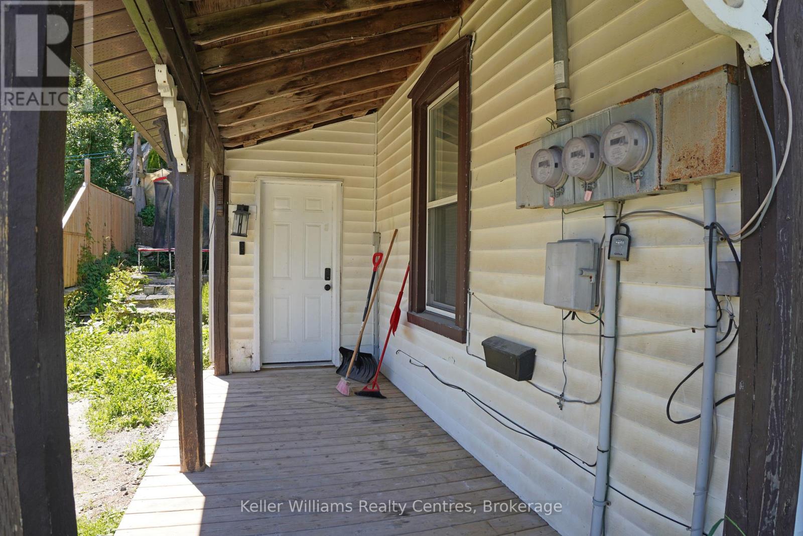 726 Berford Street, South Bruce Peninsula, Ontario N0H 2T0 - Photo 4 - X13457516