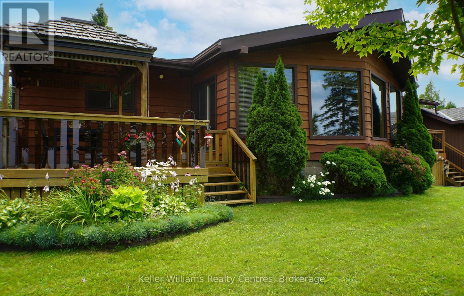 453 Shoreline Avenue, South Bruce Peninsula, Ontario N0H 2T0 - Photo 1 - X13467666