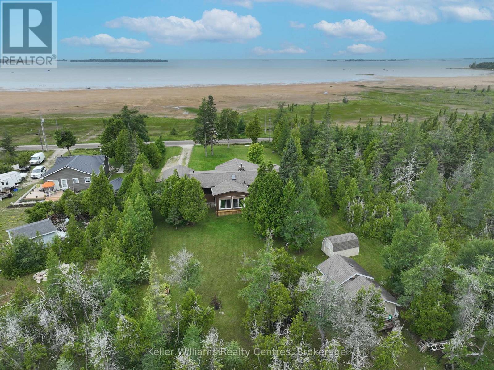 453 Shoreline Avenue, South Bruce Peninsula, Ontario N0H 2T0 - Photo 3 - X13467666