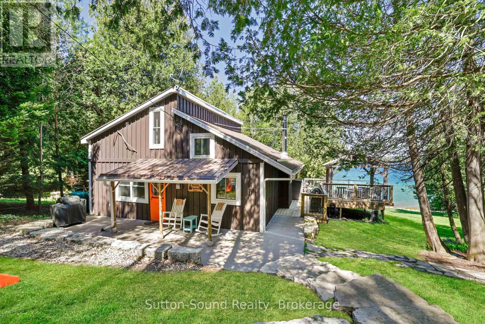 109 Dahl Street, Georgian Bluffs, Ontario N0H 2T0 - Photo 1 - X13468890