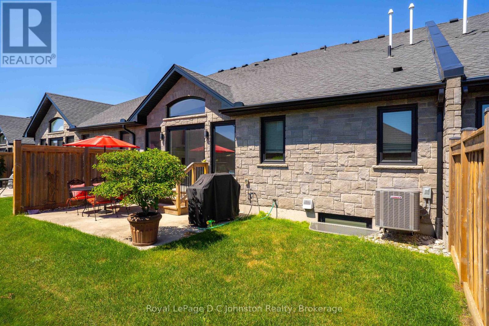 16 - 560 Devonshire Road, Saugeen Shores, Ontario N0H 2C3 - Photo 2 - X13491102