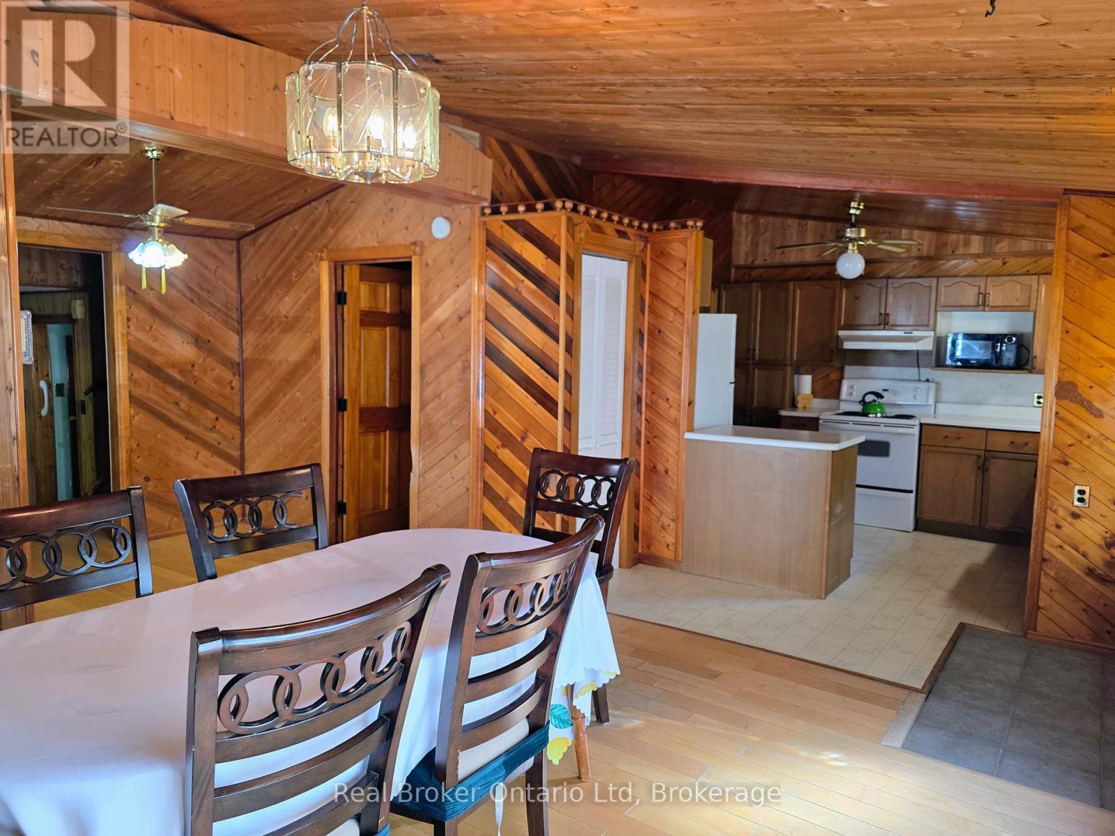 9 Burton Crescent S, South Bruce Peninsula, Ontario N0H 2G0 - Photo 8 - X13493568