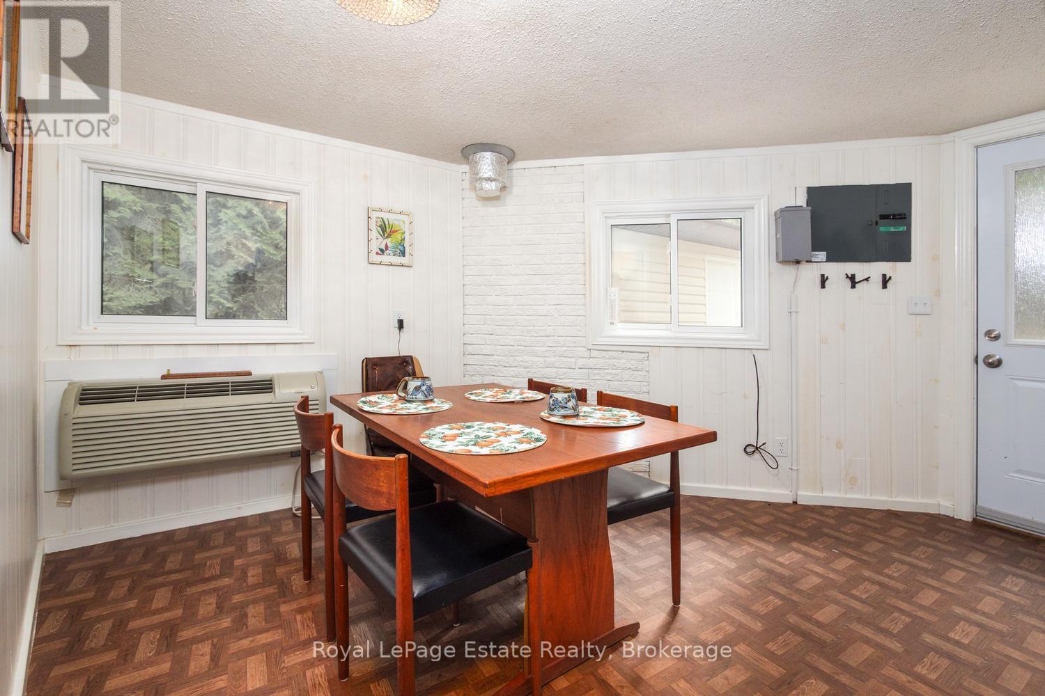 125 Third Avenue N, South Bruce Peninsula, Ontario N0H 2G0 - Photo 7 - X13509256
