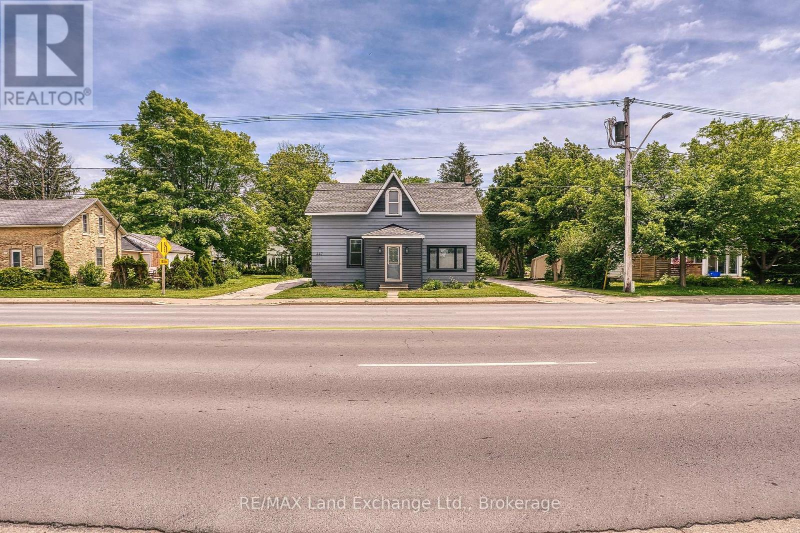 447 Goderich Street, Saugeen Shores, Ontario N0H 2C4 - Photo 2 - X13513128