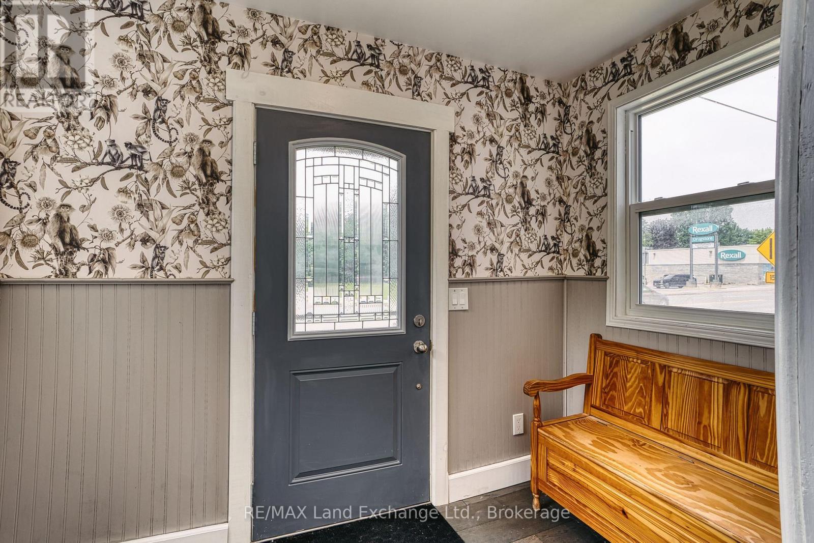 447 Goderich Street, Saugeen Shores, Ontario N0H 2C4 - Photo 4 - X13513128