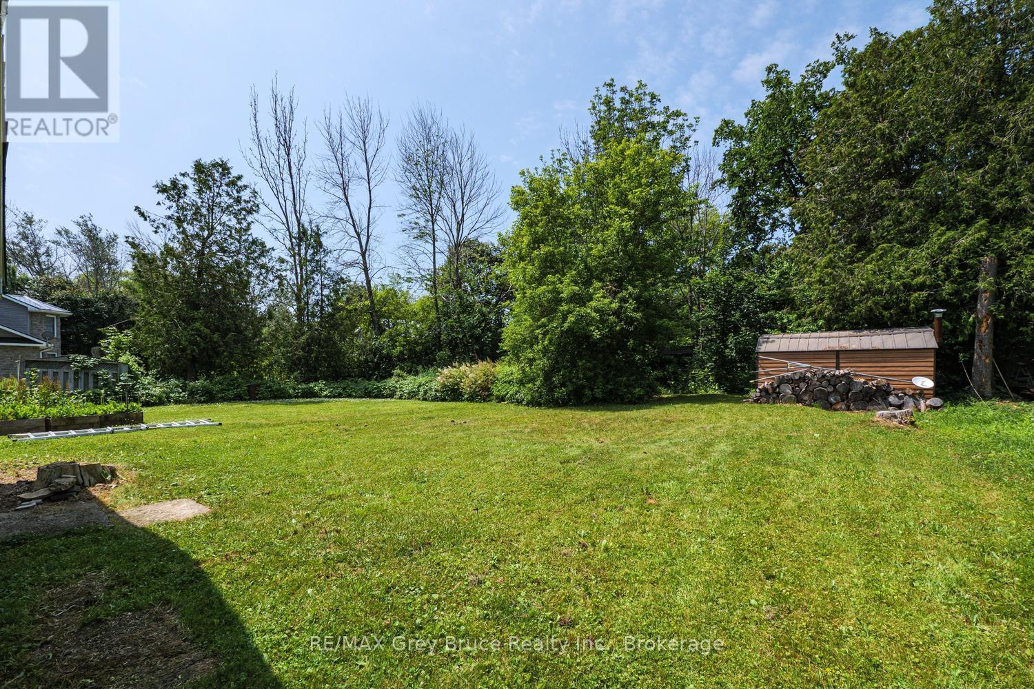 586 Dawson Street S, South Bruce Peninsula, Ontario N0H 2T0 - Photo 5 - X13517462
