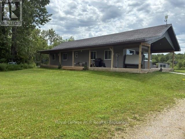 382162 Concession 17 Road E, Georgian Bluffs, Ontario N0H 2T0 - Photo 2 - X13521422