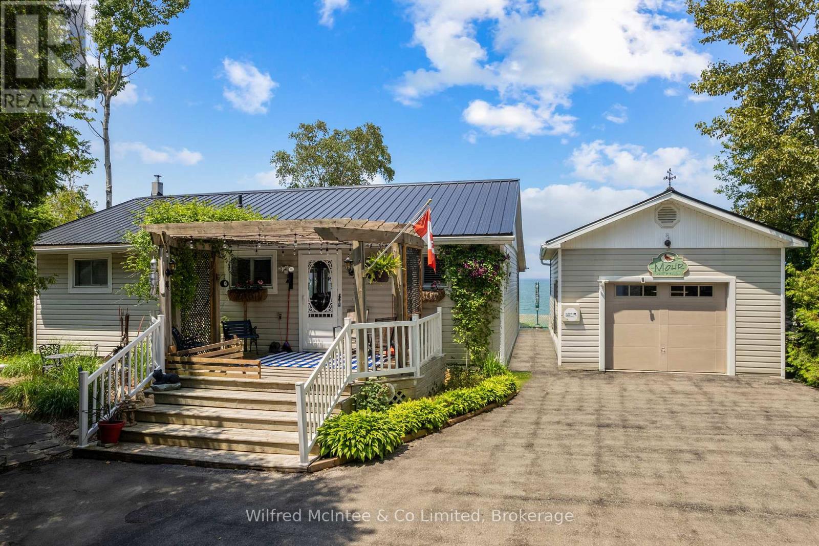 509 Bruce Road 13, Native Leased Lands, Ontario N0H 2L0 - Photo 1 - X13521610