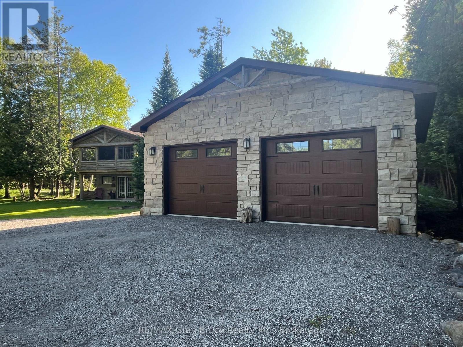 1535 15 Side Road, South Bruce Peninsula, Ontario N0H 2T0 - Photo 2 - X13522440
