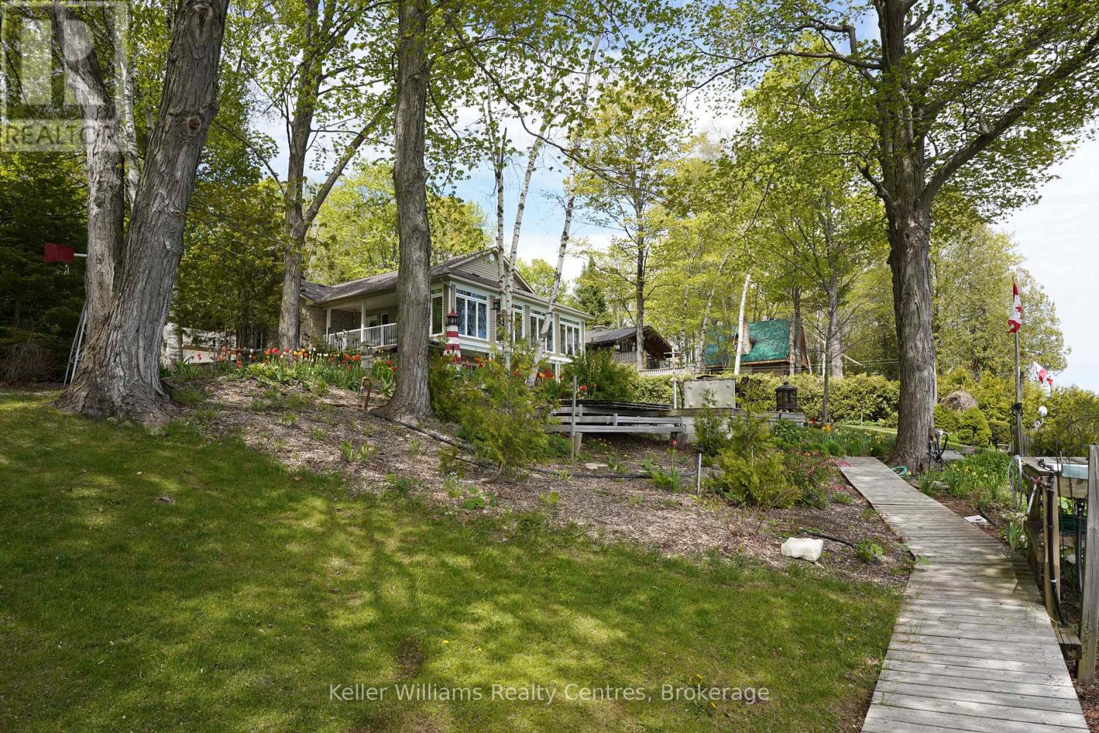 2 2nd Avenue, South Bruce Peninsula, Ontario N0H 2T0 - Photo 2 - X13533930