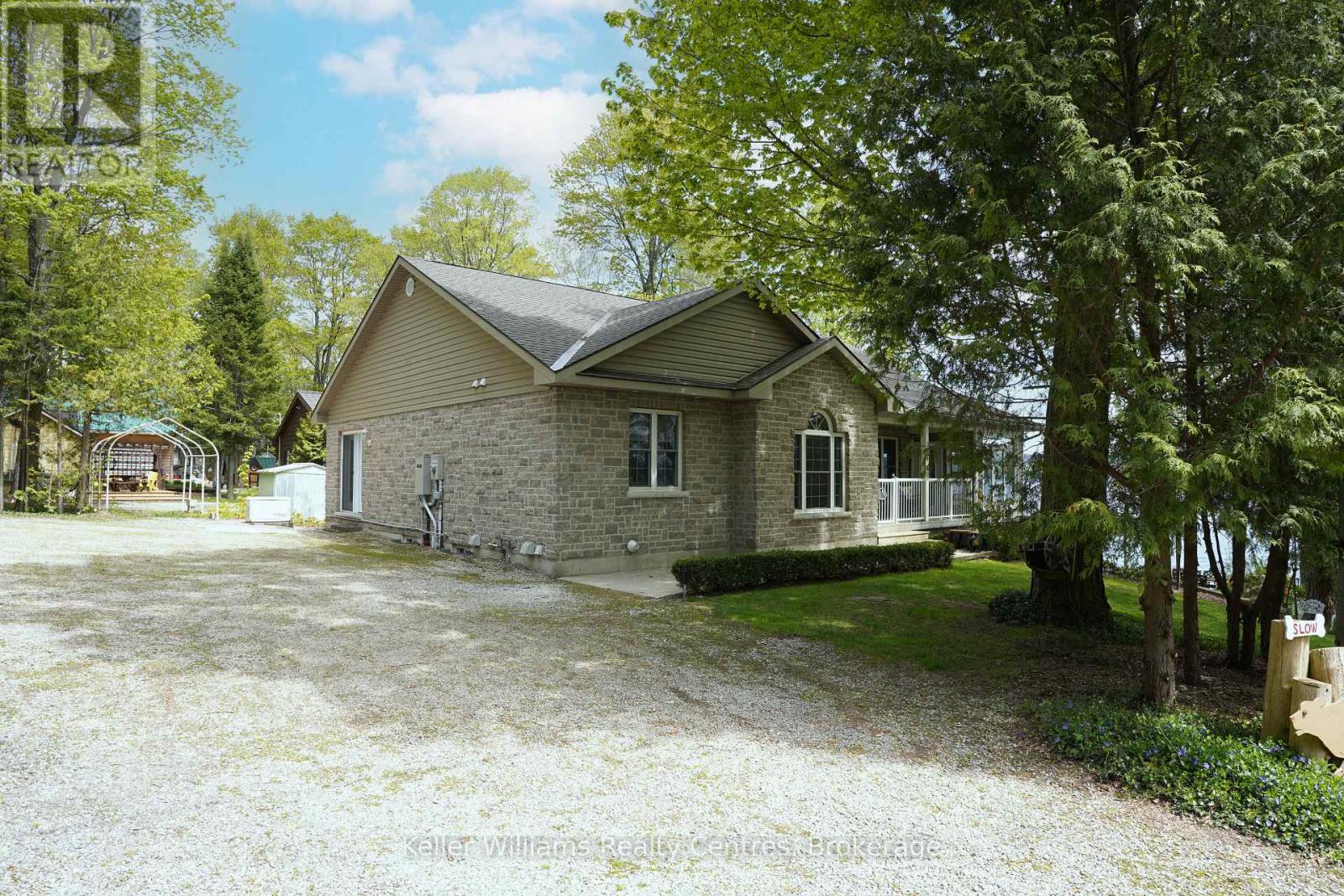 2 2nd Avenue, South Bruce Peninsula, Ontario N0H 2T0 - Photo 3 - X13533930